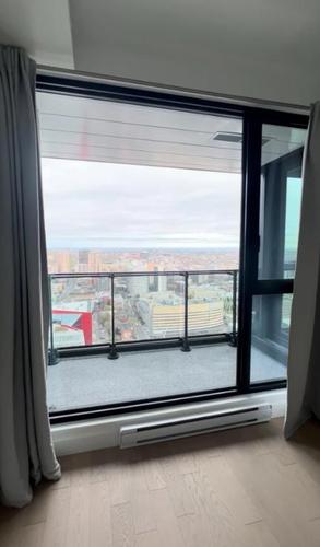 1 bedroom apartment for rent in Montreal - Ville-Marie — photo 3