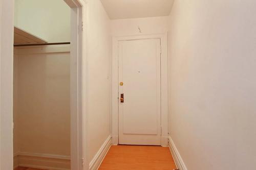 Studio for rent in Québec - La Cité-Limoilou — photo 6