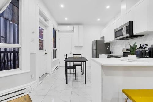 Appartement de 4 chambres à louer à Montreal - Le Plateau-Mont-Royal — photo 3