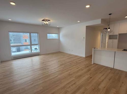 3 bedrooms apartment for rent in Sherbrooke — photo 4
