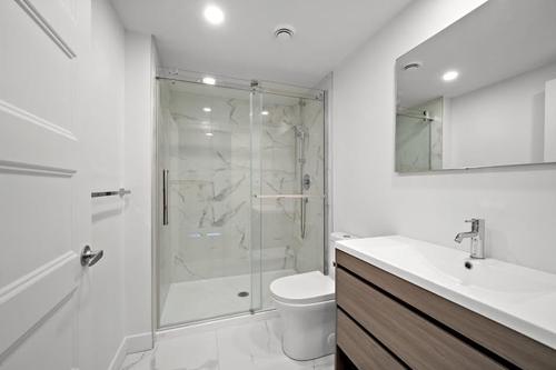 4 bedrooms apartment for rent in Montreal - Ahuntsic-Cartierville — photo 17