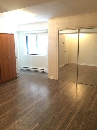 3 bedrooms apartment for rent in Laval — photo 8