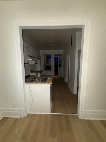 Appartement de 2 chambres à louer à Montreal - Ville-Marie — photo 2