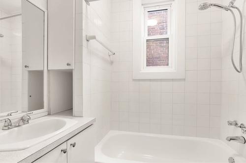 2 bedrooms apartment for rent in Montreal - Le Plateau-Mont-Royal — photo 8