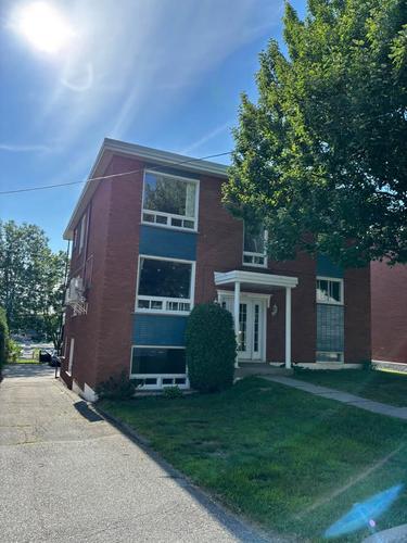 3 bedrooms apartment for rent in Sherbrooke — photo 3