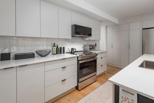 Appartement de 4 chambres à louer à Montreal - Le Plateau-Mont-Royal — photo 3