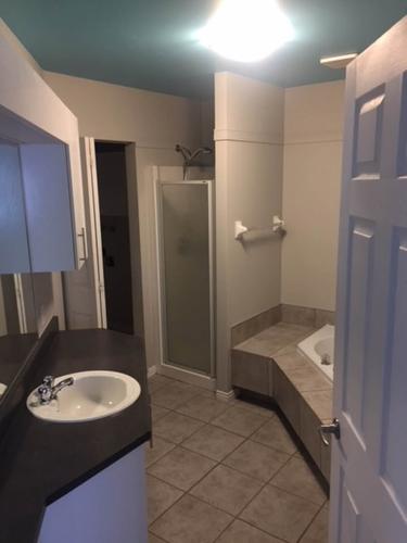 2 bedrooms apartment for rent in Lévis — photo 11