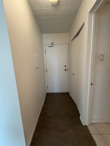 2 bedrooms apartment for rent in Sherbrooke — photo 8