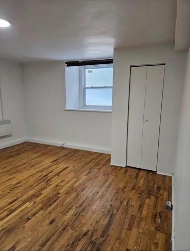4 bedrooms apartment for rent in Montreal - Ville-Marie — photo 13