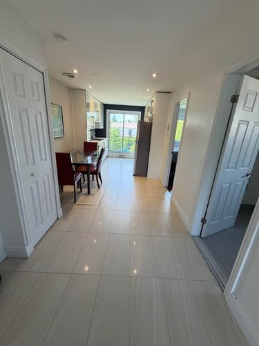 2 bedrooms apartment for rent in Laval — photo 12