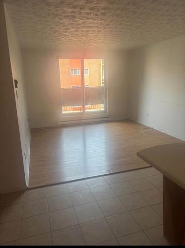 Appartement de 2 chambres à louer à Sherbrooke — photo 2