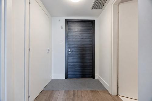 2 bedrooms apartment for rent in Laval — photo 10