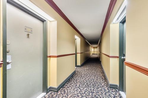 2 bedrooms apartment for rent in Montreal - Côte-des-Neiges–Notre-Dame-de-Grâce — photo 6