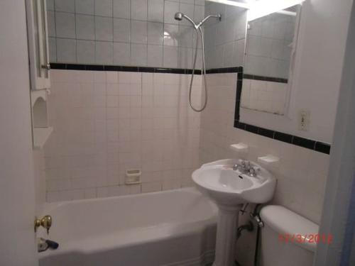 2 bedrooms apartment for rent in Montreal - Ville-Marie — photo 3