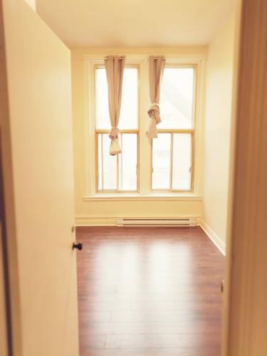2 bedrooms apartment for rent in Montreal - Ville-Marie — photo 5