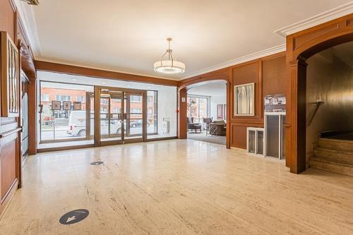 Studio for rent in Montreal - Côte-des-Neiges–Notre-Dame-de-Grâce — photo 23