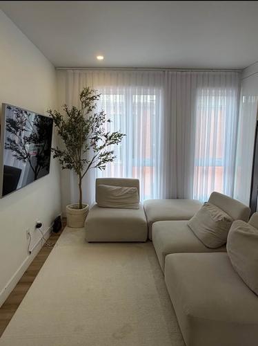 3 bedrooms apartment for rent in Laval — photo 10