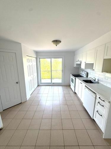 Appartement de 2 chambres à louer à Longueuil — photo 5