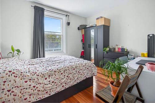 5 bedrooms apartment for rent in Montréal — photo 14