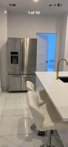 5 bedrooms apartment for rent in Montreal - Ville-Marie — photo 2