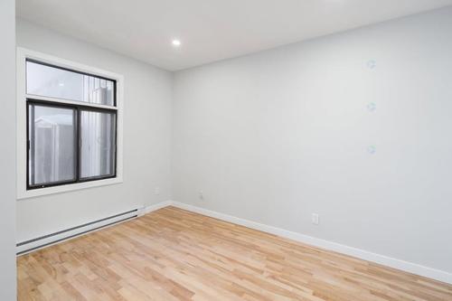 4 bedrooms apartment for rent in Montreal - Le Plateau-Mont-Royal — photo 4