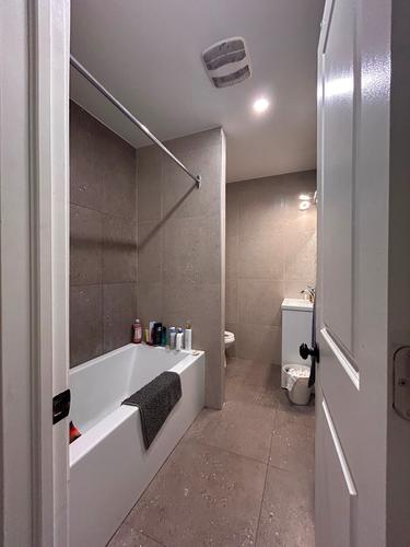 2 bedrooms apartment for rent in Montréal — photo 8