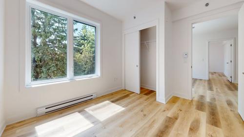 2 bedrooms apartment for rent in Laval — photo 18