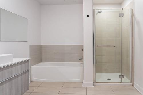 2 bedrooms apartment for rent in Laval — photo 12