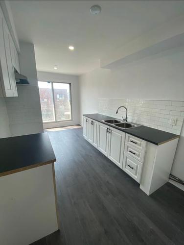 1 bedroom apartment for rent in Montreal - Villeray–Saint-Michel–Parc-Extension — photo 2