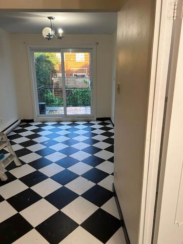4 bedrooms apartment for rent in Montreal - Ahuntsic-Cartierville — photo 11