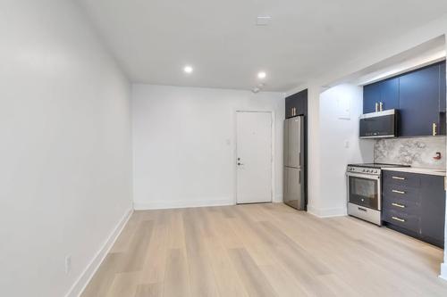 1 bedroom apartment for rent in Montreal - Ville-Marie — photo 3