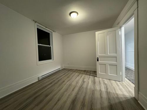 4 bedrooms apartment for rent in Montreal - Ahuntsic-Cartierville — photo 9