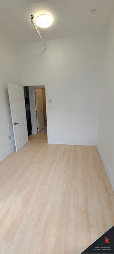 2 bedrooms apartment for rent in Montreal - Le Plateau-Mont-Royal — photo 13