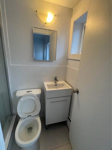2 bedrooms apartment for rent in Sherbrooke — photo 9