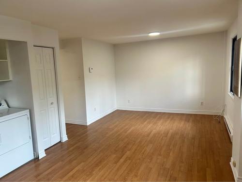 2 bedrooms apartment for rent in Laval — photo 3