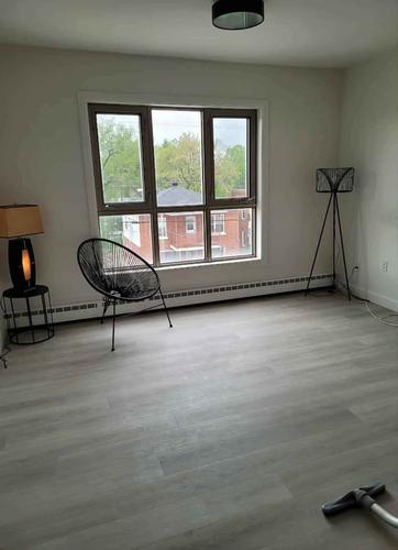 2 bedrooms apartment for rent in Sherbrooke — photo 12