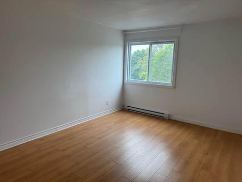 Appartement de 3 chambres à louer à Longueuil — photo 4