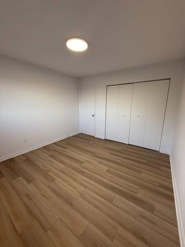2 bedrooms apartment for rent in Sherbrooke — photo 7