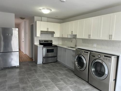 3 bedrooms apartment for rent in Laval — photo 12