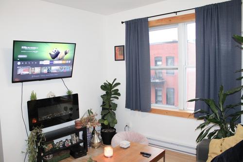 Appartement de 2 chambres à louer à Montreal - Ville-Marie — photo 2