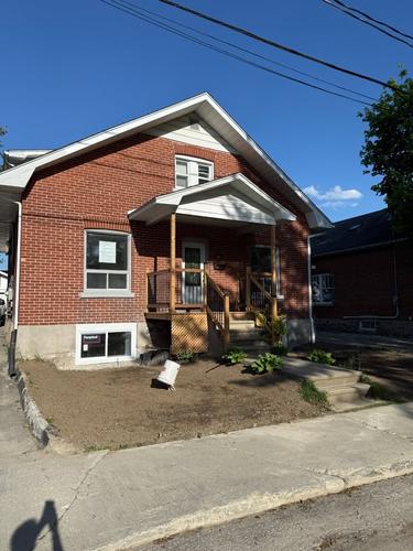 2 bedrooms apartment for rent in Sherbrooke — photo 4