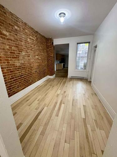 2 bedrooms apartment for rent in Montreal - Ville-Marie — photo 3