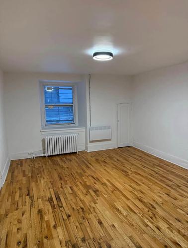 4 bedrooms apartment for rent in Montreal - Ville-Marie — photo 8