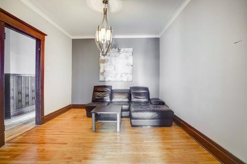 4 bedrooms apartment for rent in Montreal - Mercier–Hochelaga-Maisonneuve — photo 4