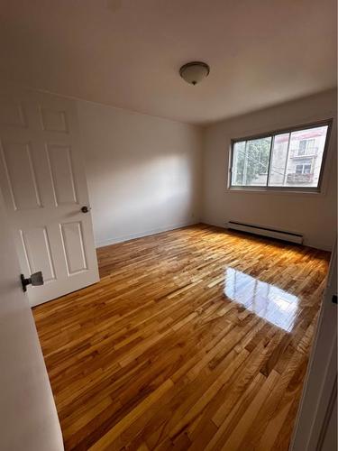 Appartement de 3 chambres à louer à Laval — photo 3