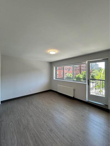 2 bedrooms apartment for rent in Montreal - Le Plateau-Mont-Royal — photo 13