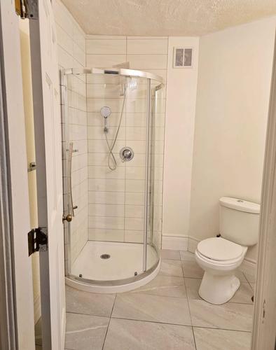 2 bedrooms apartment for rent in Sherbrooke — photo 7