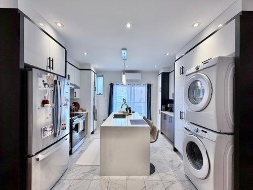 Appartement de 2 chambres à louer à Montreal - Ville-Marie — photo 2