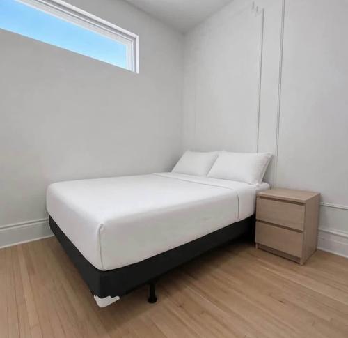 4 bedrooms apartment for rent in Montreal - Le Plateau-Mont-Royal — photo 4