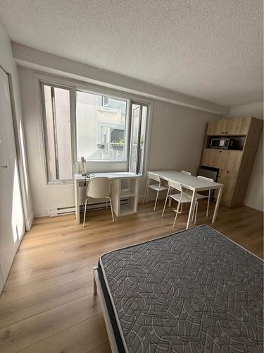 Studio à louer à Montreal - Mercier–Hochelaga-Maisonneuve — photo 4